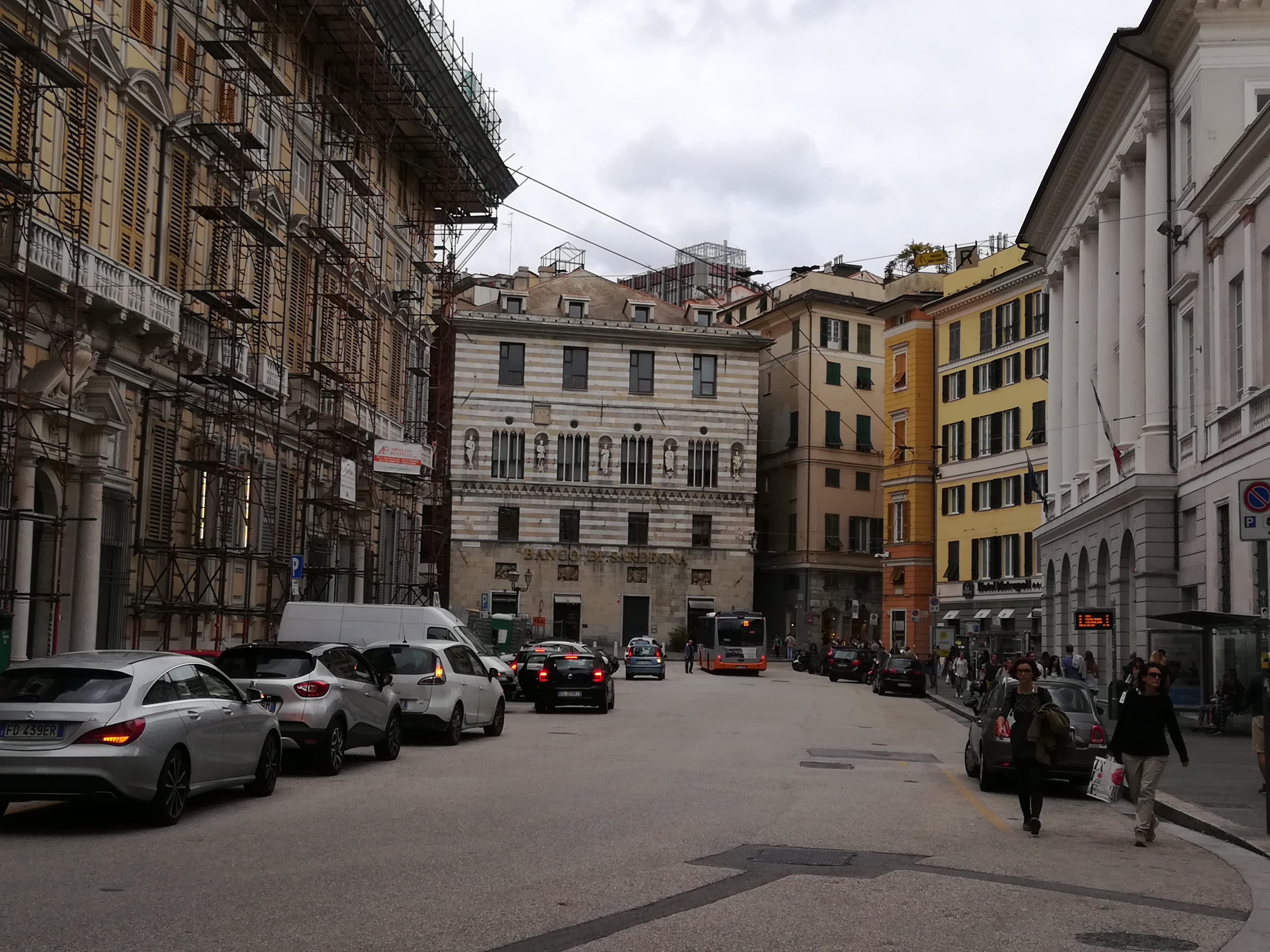 PIAZZA FONTANE MAROSE